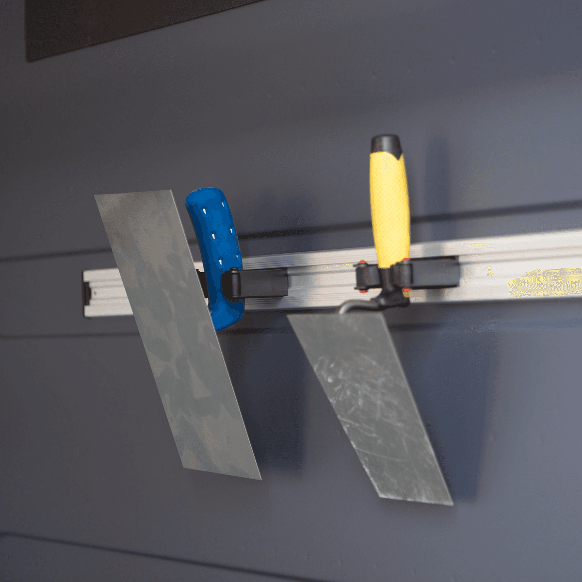Alu-Leiste für Stielgerätehalter