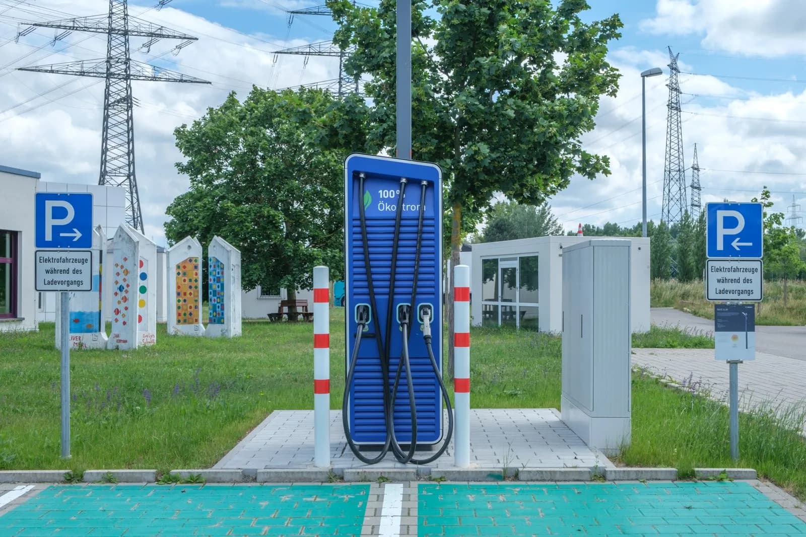 Fahrzeugeinrichtung für Ladeinfrastruktur-Kundendienst: Das Servicefahrzeug für Wallbox- und Ladesäulentechniker