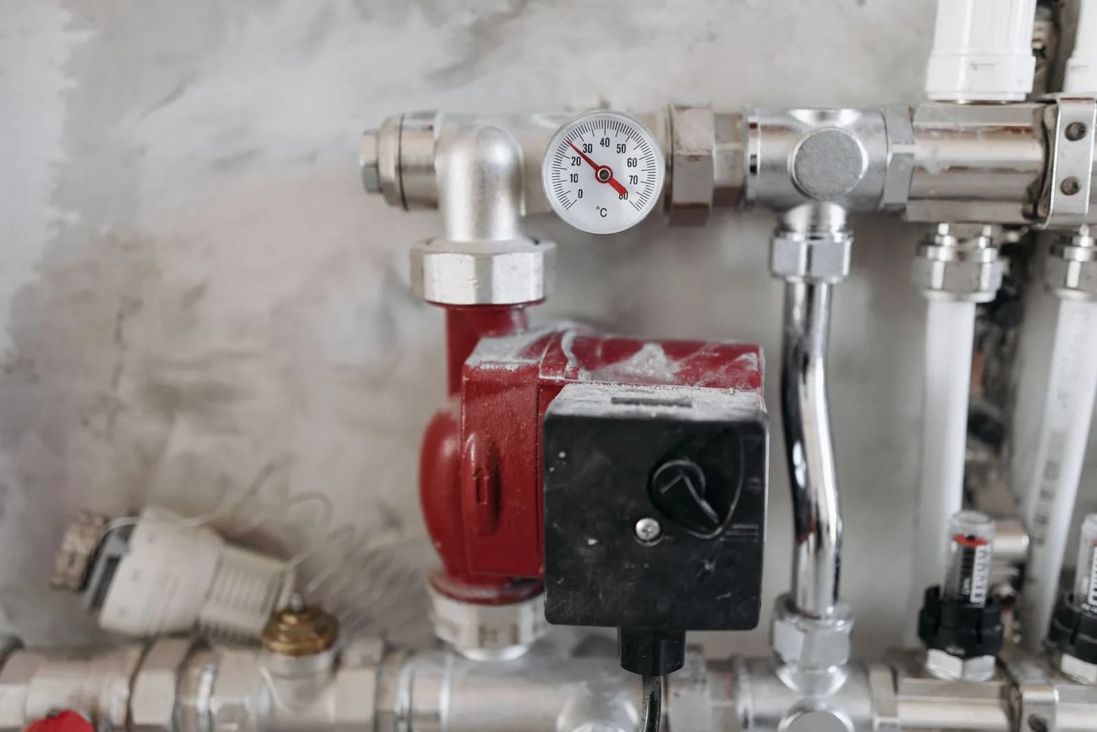 Fahrzeugeinrichtung für Wärmepumpen-Kundendienst: Das Servicefahrzeug für den Wärmepumpen-Boom